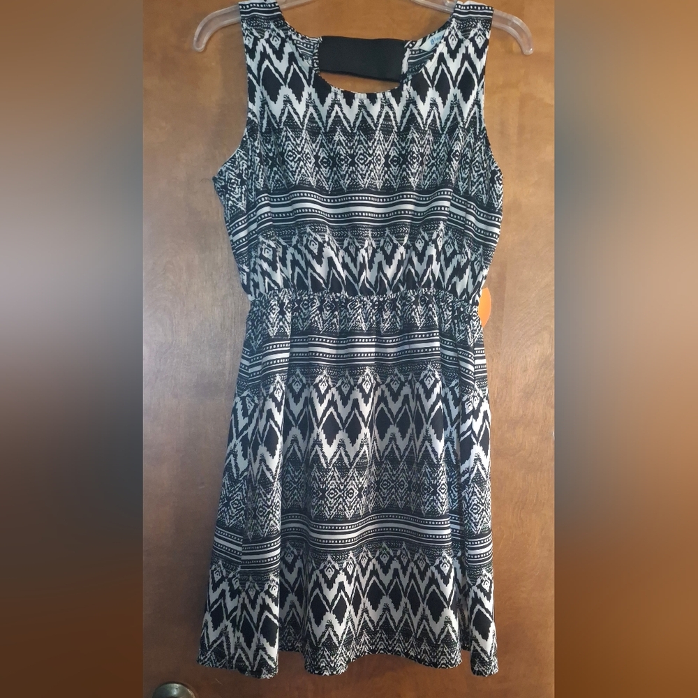 Bloom Monochrome Patterned Dress
